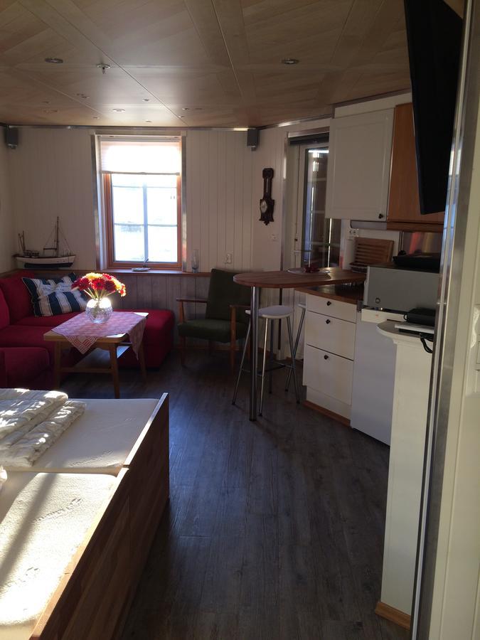 Bakkevik Brygge Apartamento Kalvåg Exterior foto